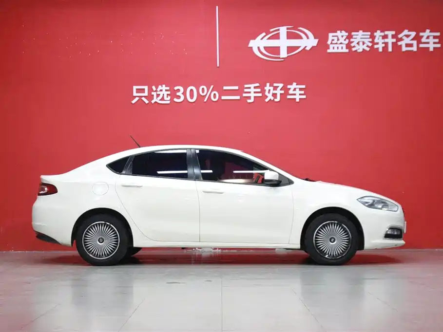 Fiat Viaggio 2016 — фото 14