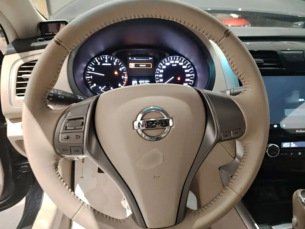 Nissan Teana 2016 — фото 11