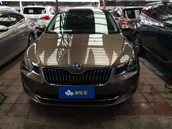 Skoda Superb 2016