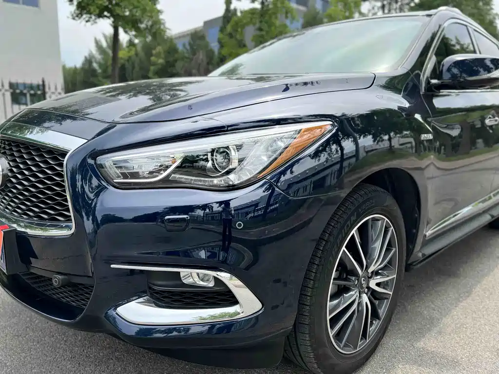 Infiniti QX60 2018 — фото 31