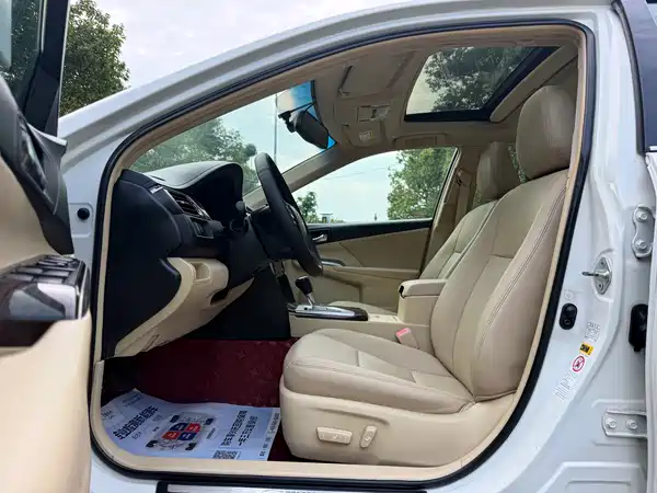 Toyota Camry 2016