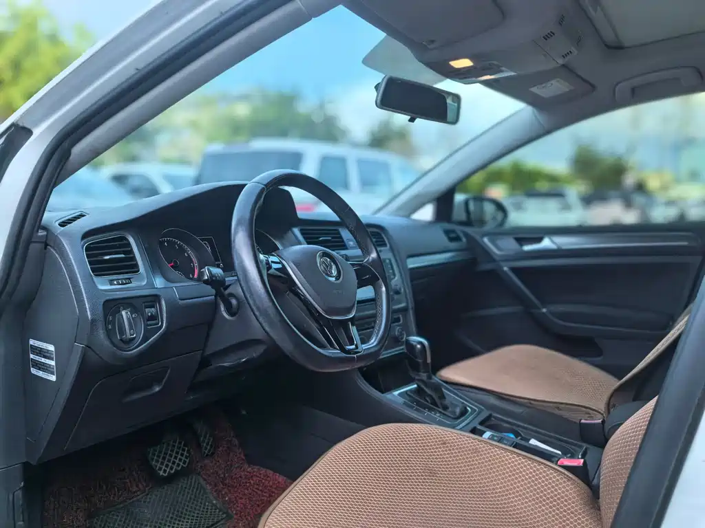 Volkswagen Golf 2015
