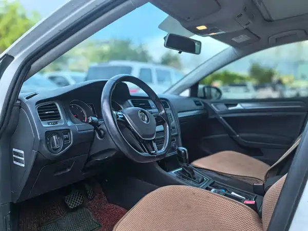 Volkswagen Golf 2015