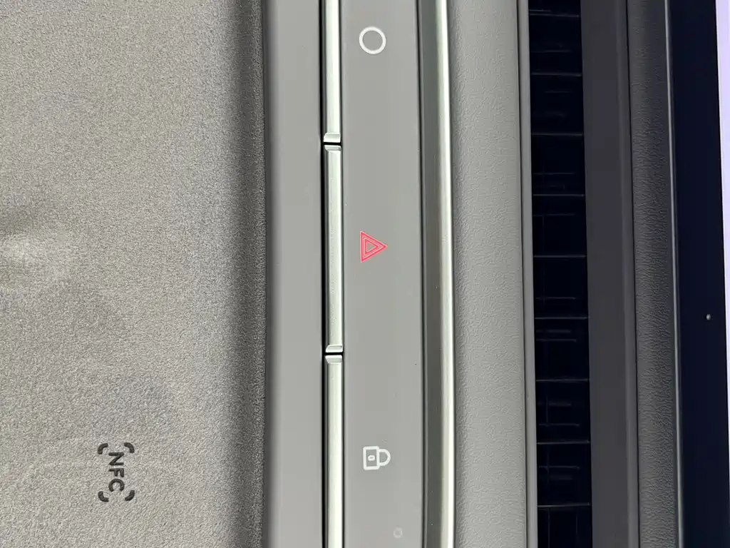 NIO EC6 2025 — фото 18