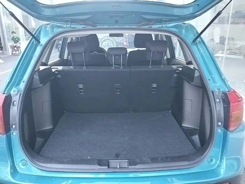 Suzuki Vitara 2017 — фото 19