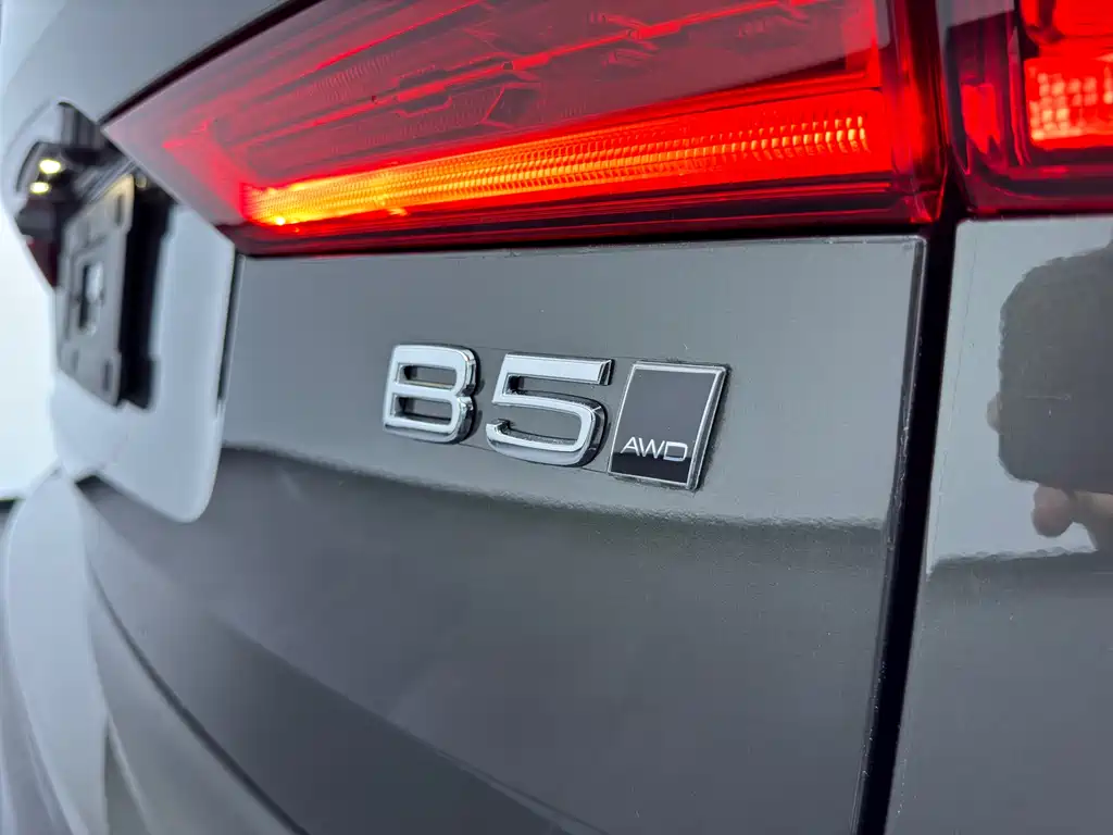 Volvo XC60 2021 — фото 13