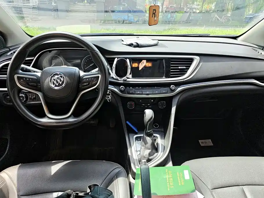Buick Excelle GT 2021 — фото 12