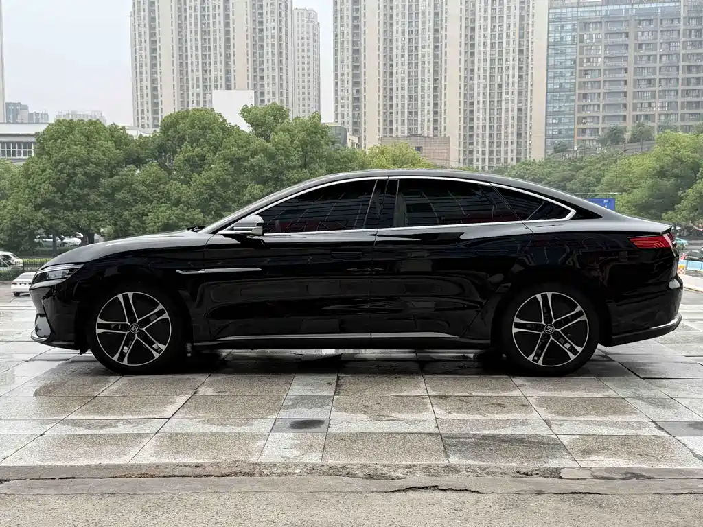 BYD Han 2022 — фото 9