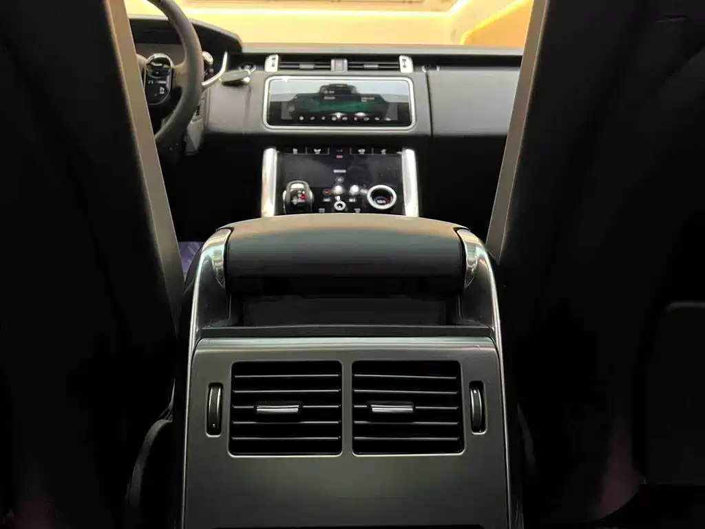Land Rover Range Rover Sport 2020 — фото 8