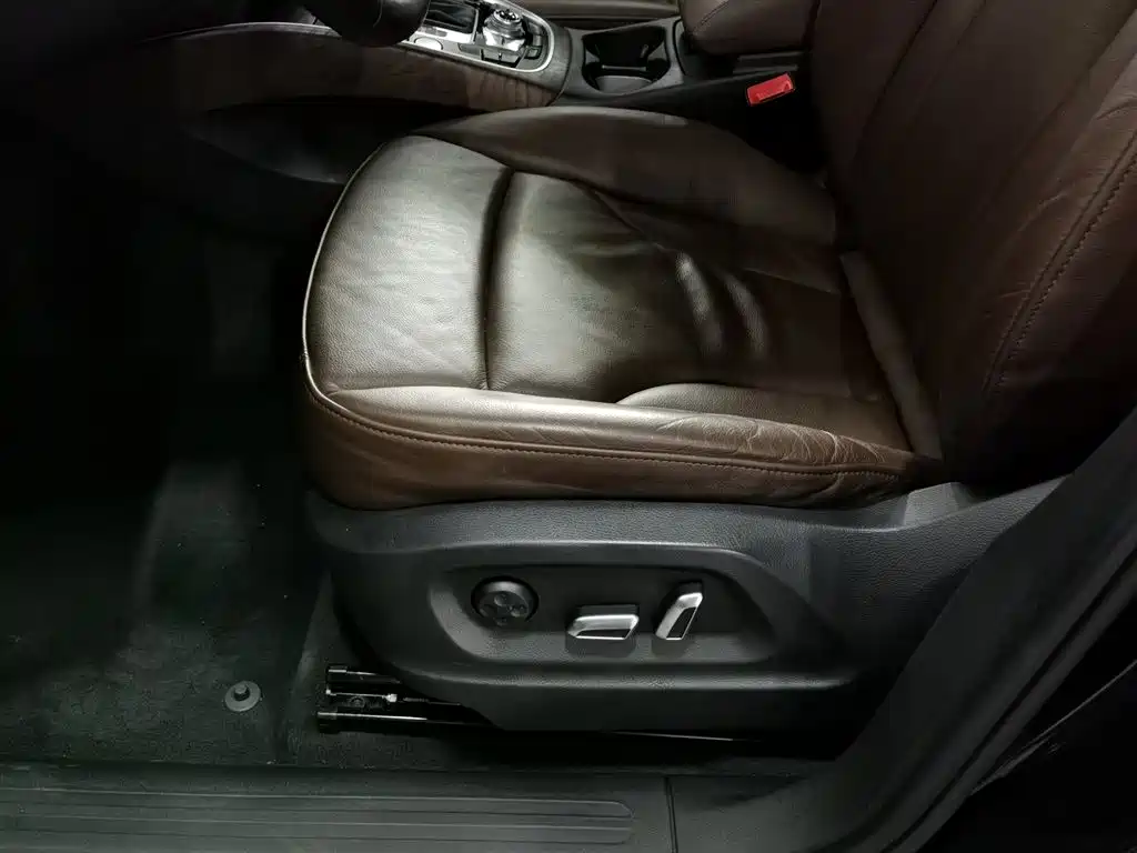 Audi Q5 2015 — фото 20