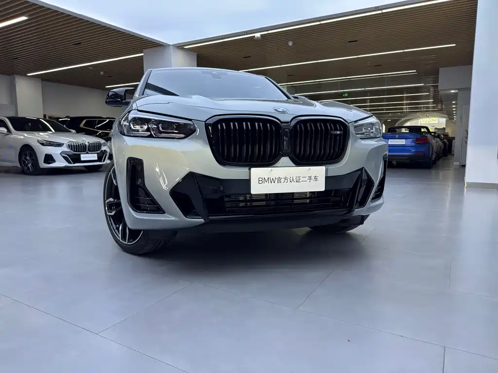 BMW X4 M40i 2025 — фото 8