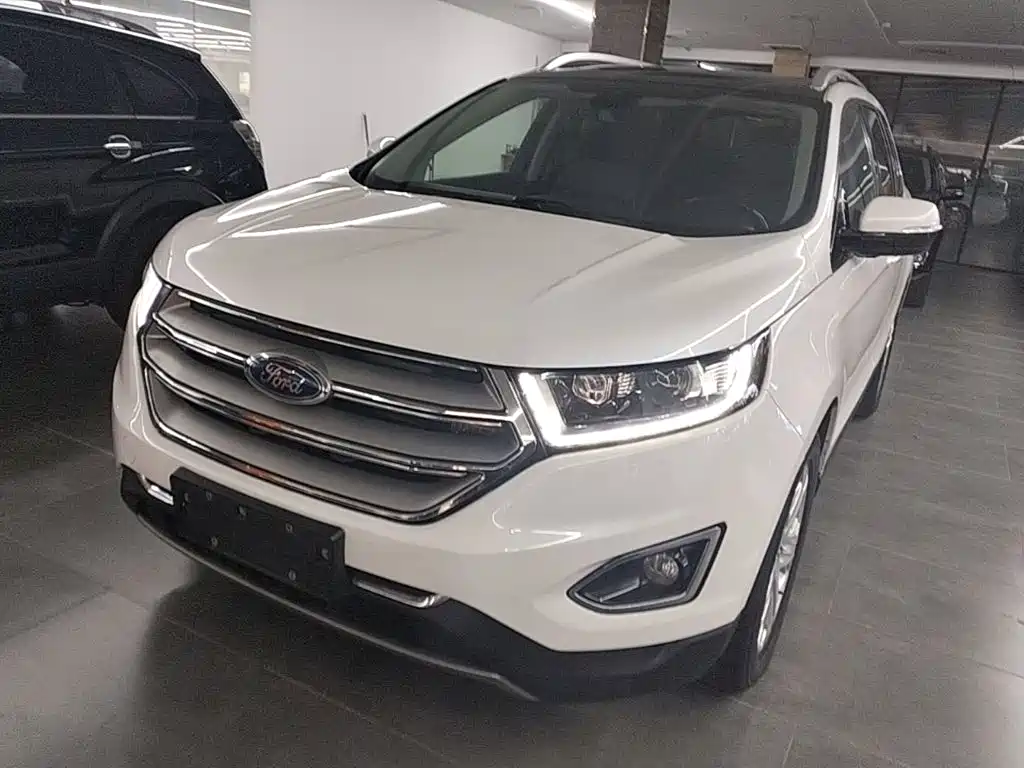 Ford Edge 2017 — фото 1