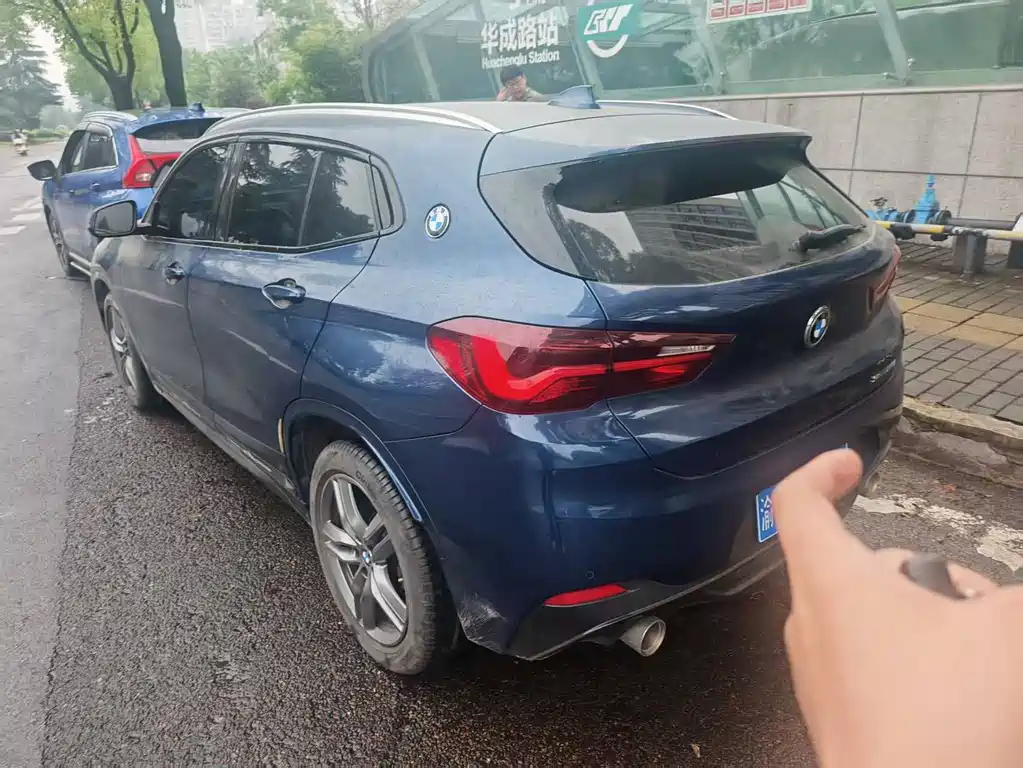BMW X2 2022 — фото 3