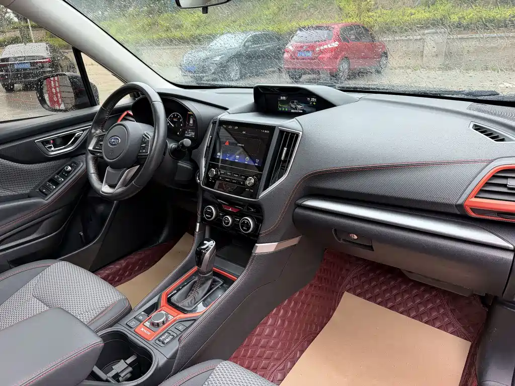 Subaru Forester 2020 — фото 8