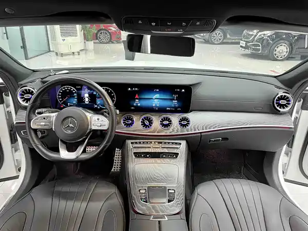 Mercedes-Benz CLS 2020