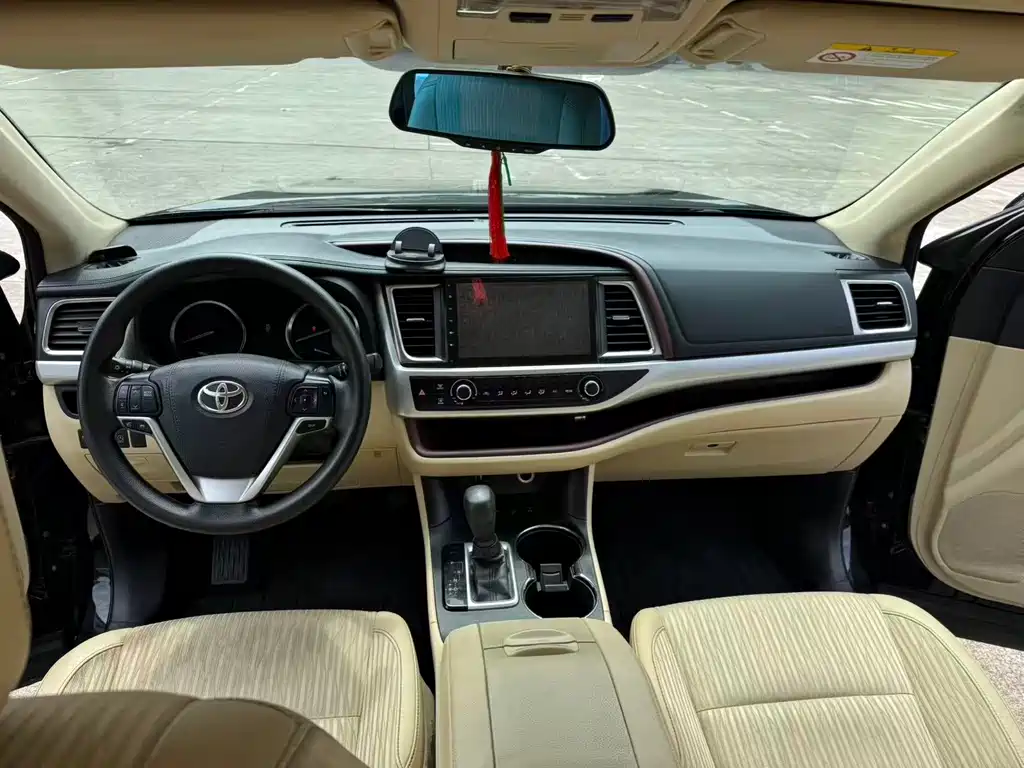 Toyota Highlander 2016 — фото 4