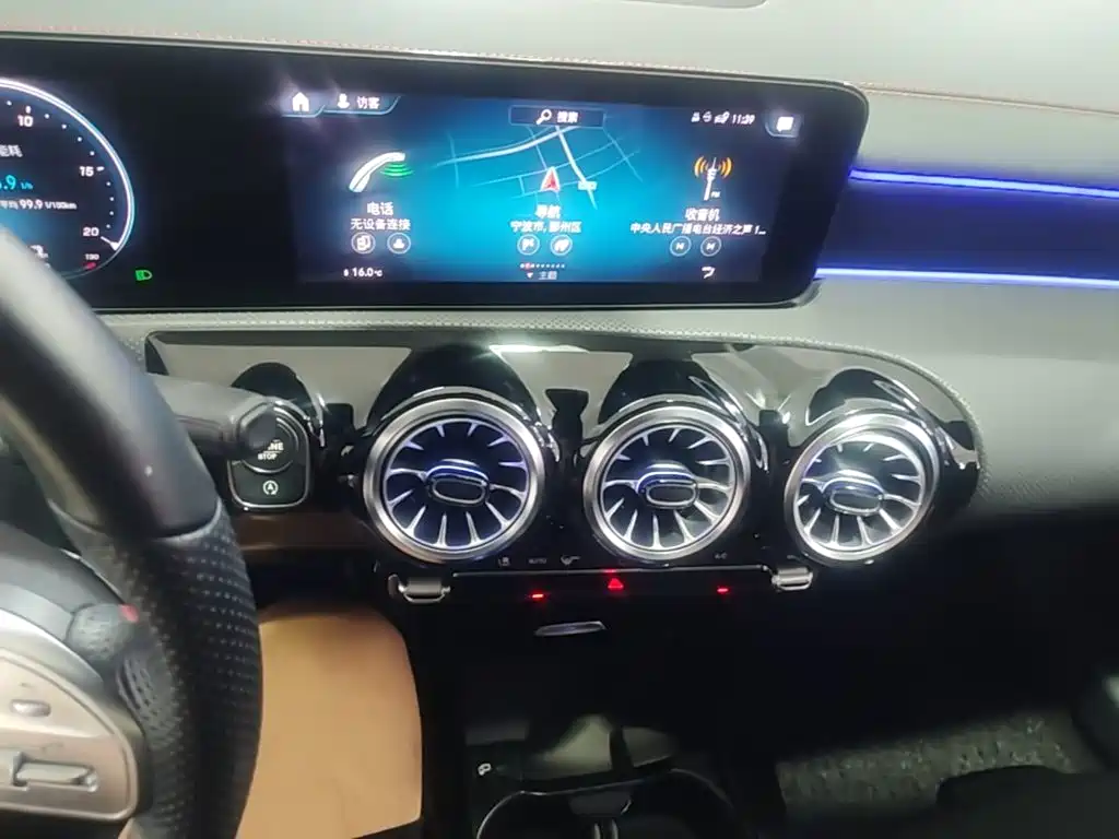 Mercedes-Benz CLA 2021 — фото 13