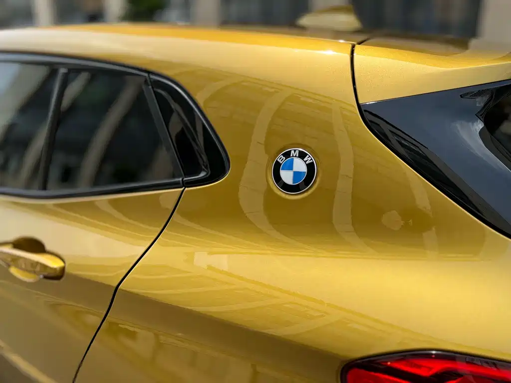 BMW X2 2020 — фото 17