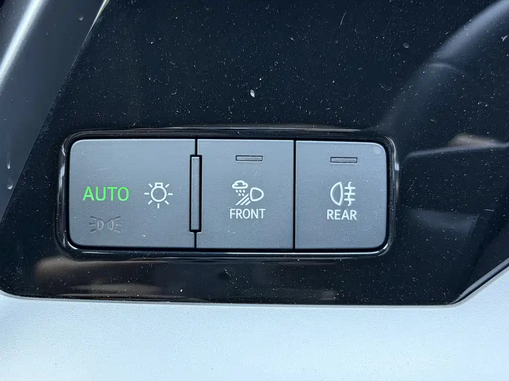Audi A3 2023 — фото 12