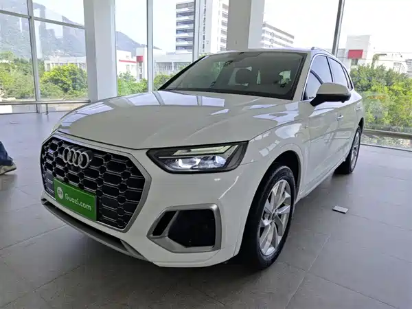 Audi Q5L 2021