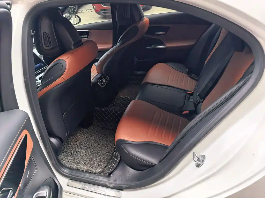 Mercedes-Benz C-Class 2022