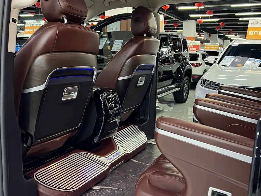 Mercedes-Benz Vito 2023 — фото 16