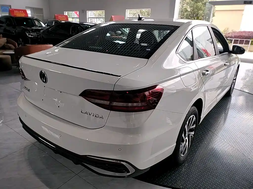 Volkswagen Lavida 2024