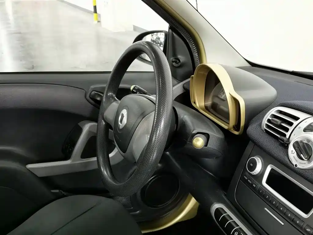 smart Fortwo 2012 — фото 22