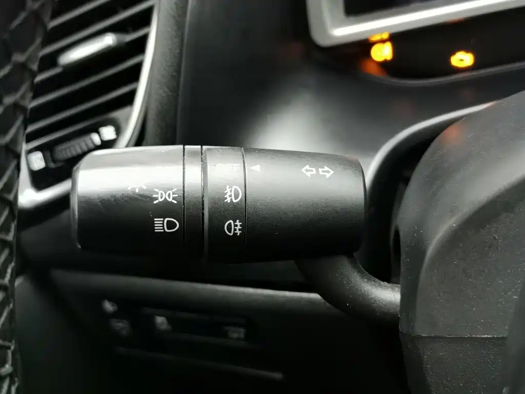 Mazda 3 Angkesela 2015 — фото 21
