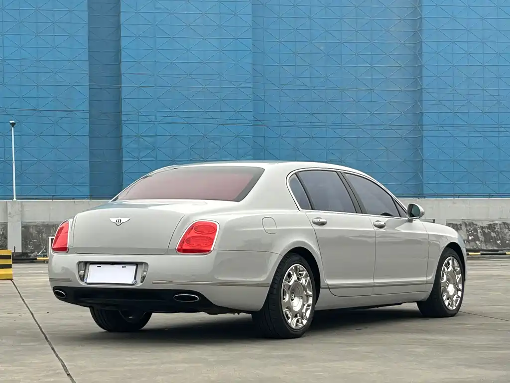 Bentley Flying Spur 2013 — фото 5