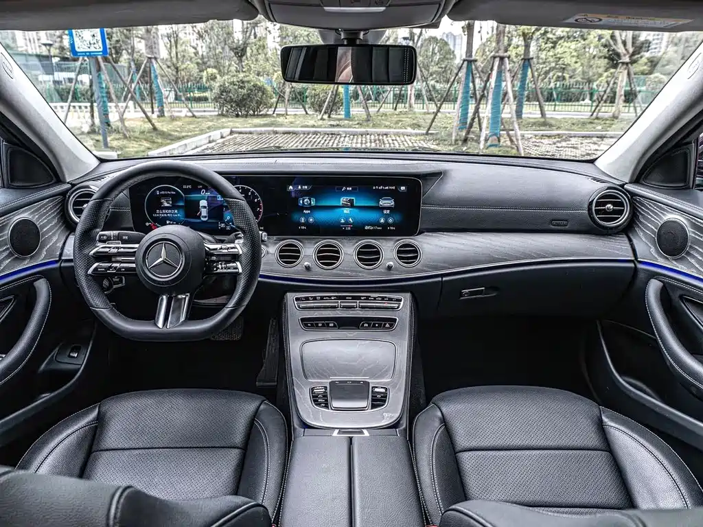 Mercedes-Benz E-Class 2021