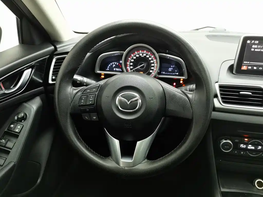 Mazda 3 Angkesela 2015 — фото 11