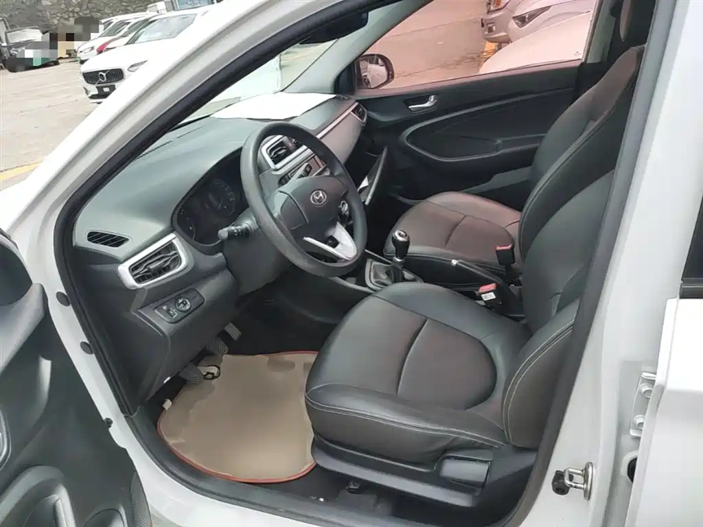 Hyundai Verna 2019 — фото 15