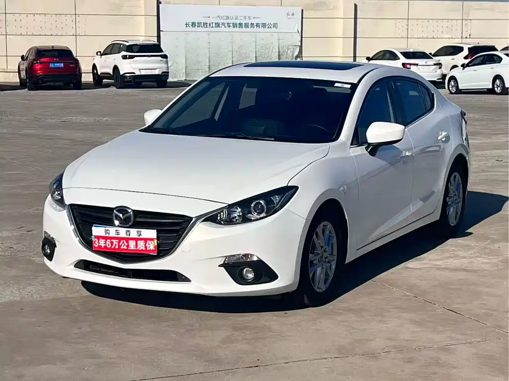 Mazda 3 Axela 2017 — фото 1