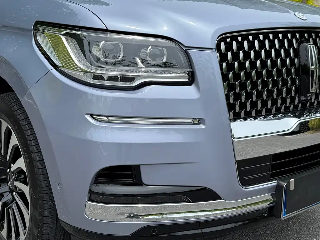 Lincoln Navigator 2023 — фото 4