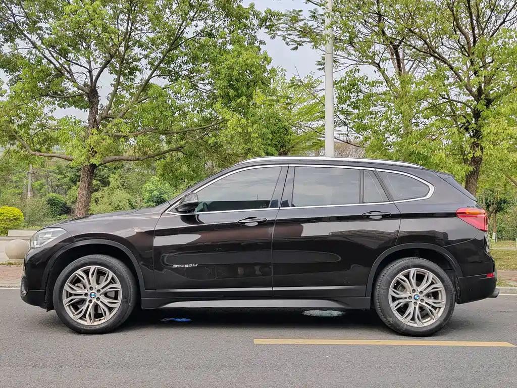 BMW X1 2018 — фото 17