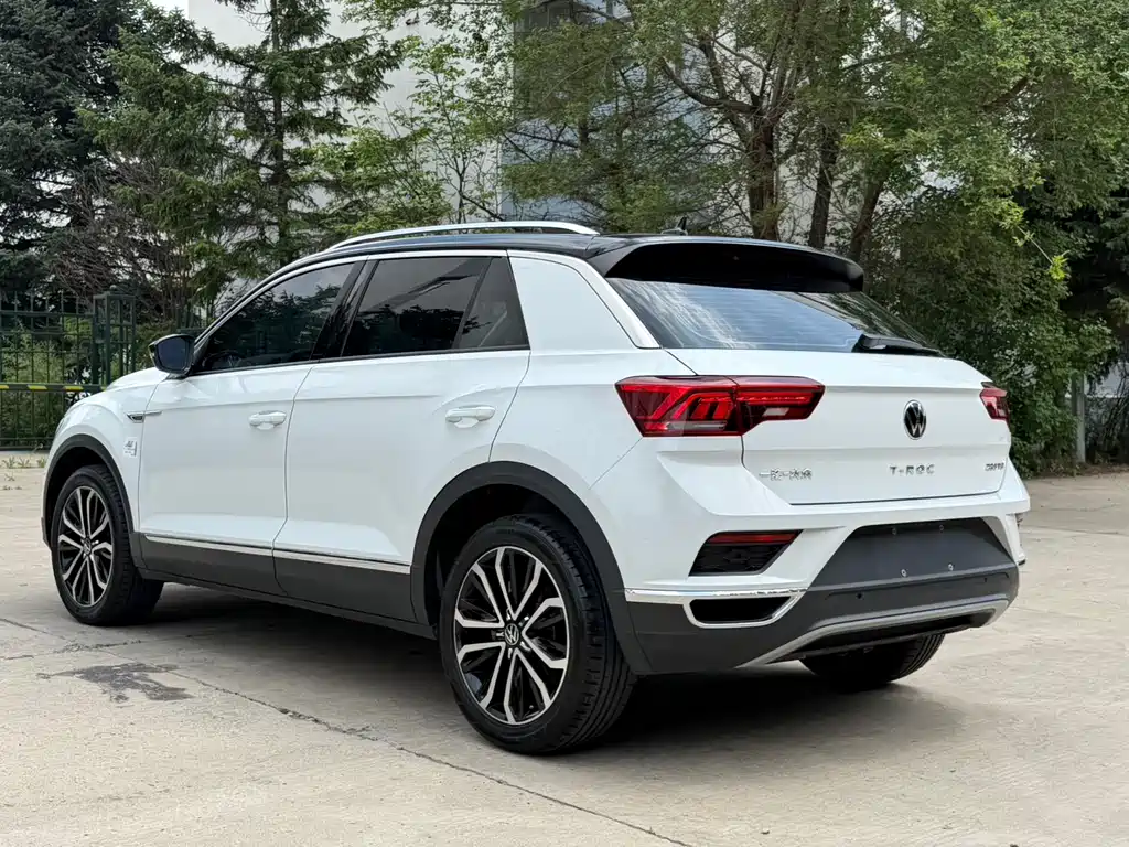 Volkswagen T-Roc 2022 — фото 7