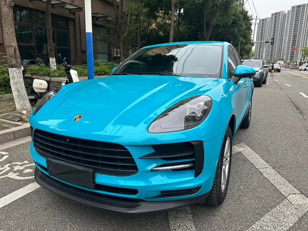 Porsche Macan 2021 — фото 1
