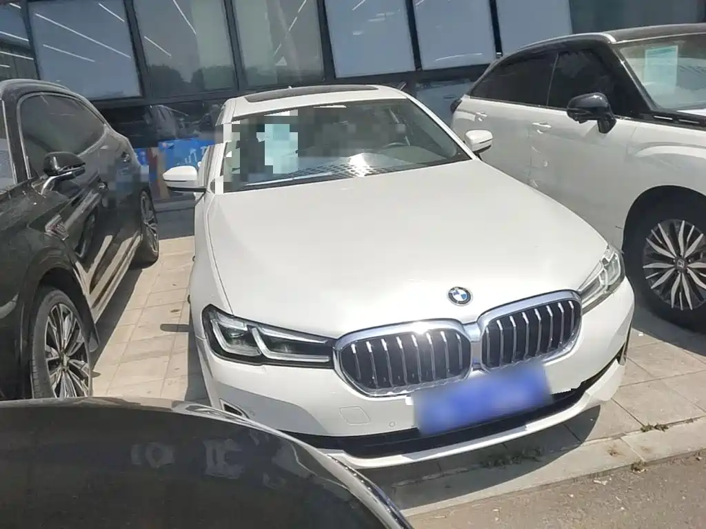 BMW 5 Series 2021