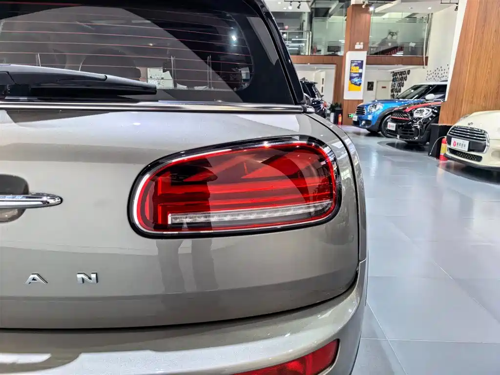 MINI Clubman 2020 — фото 20