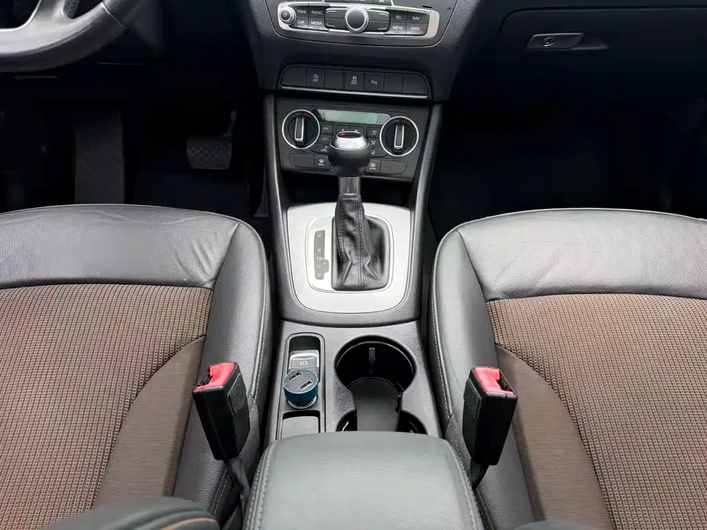 Audi Q3 2017 — фото 10