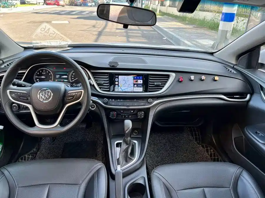Buick Excelle 2015 — фото 4