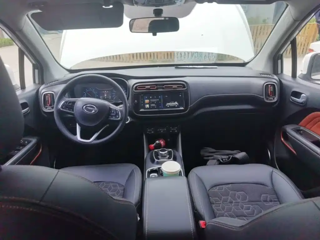 Aion Trumpchi GE3 2020 — фото 10