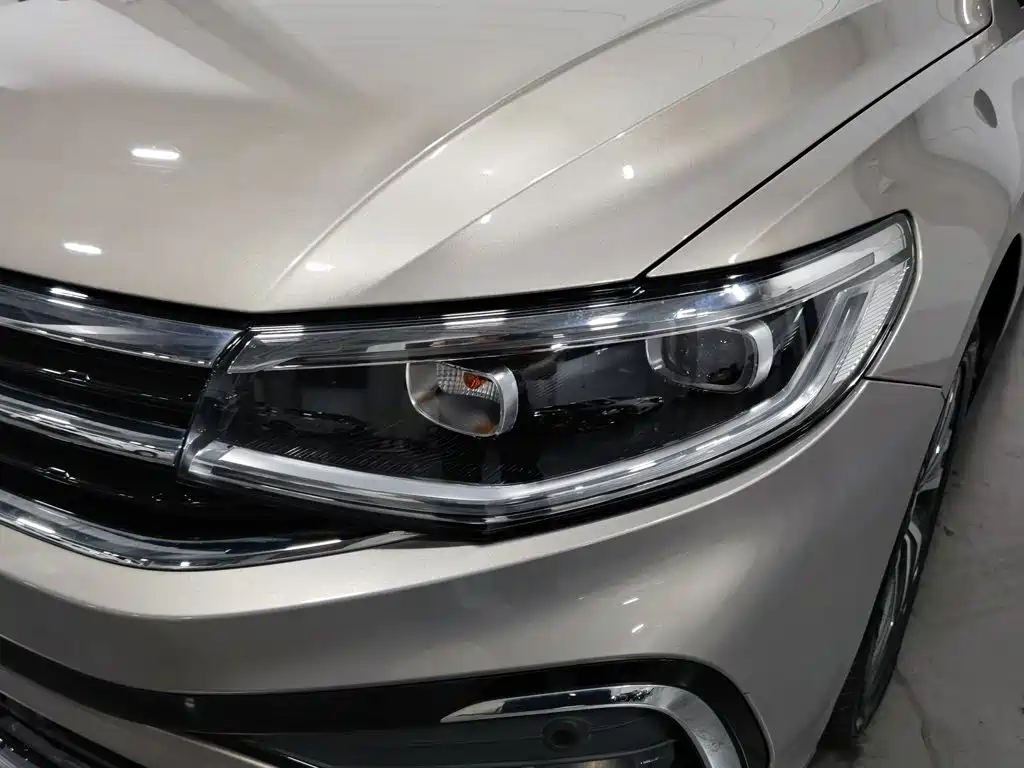 Volkswagen Bora 2023