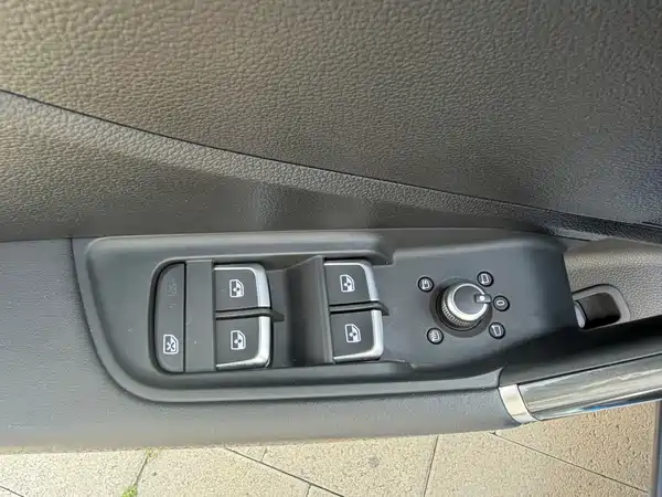 Audi Q2L 2022