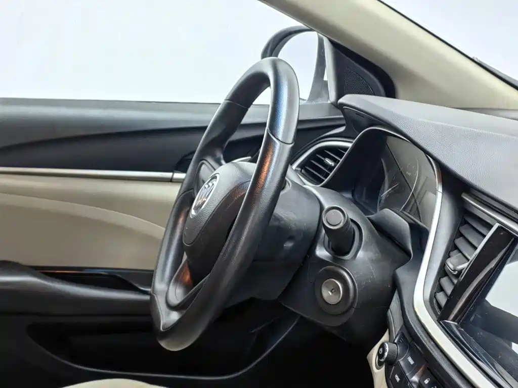 Buick Excelle GT 2017 — фото 22