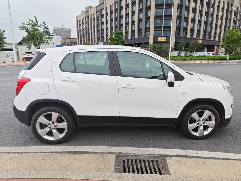 Chevrolet Trax 2014 — фото 5