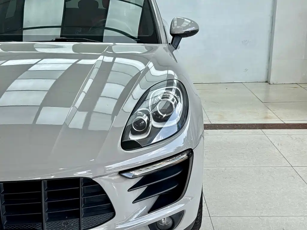 Porsche Macan 2017 — фото 4