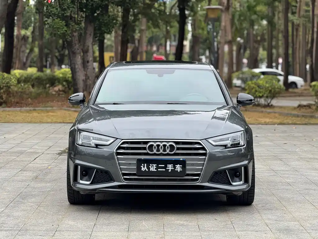 Audi A4L 2019 — фото 2