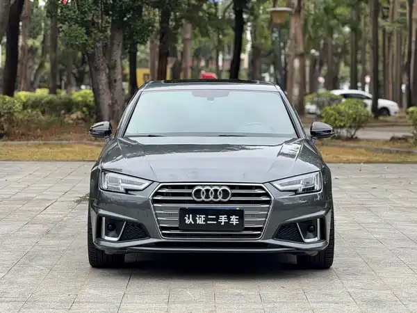 Audi A4L 2019